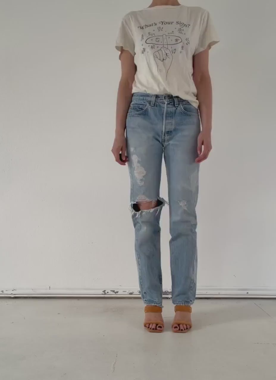 Vintage Levis 501 W26 W27 70s Denim Made in USA Button 8 Distressed Faded Light Wash Jeans