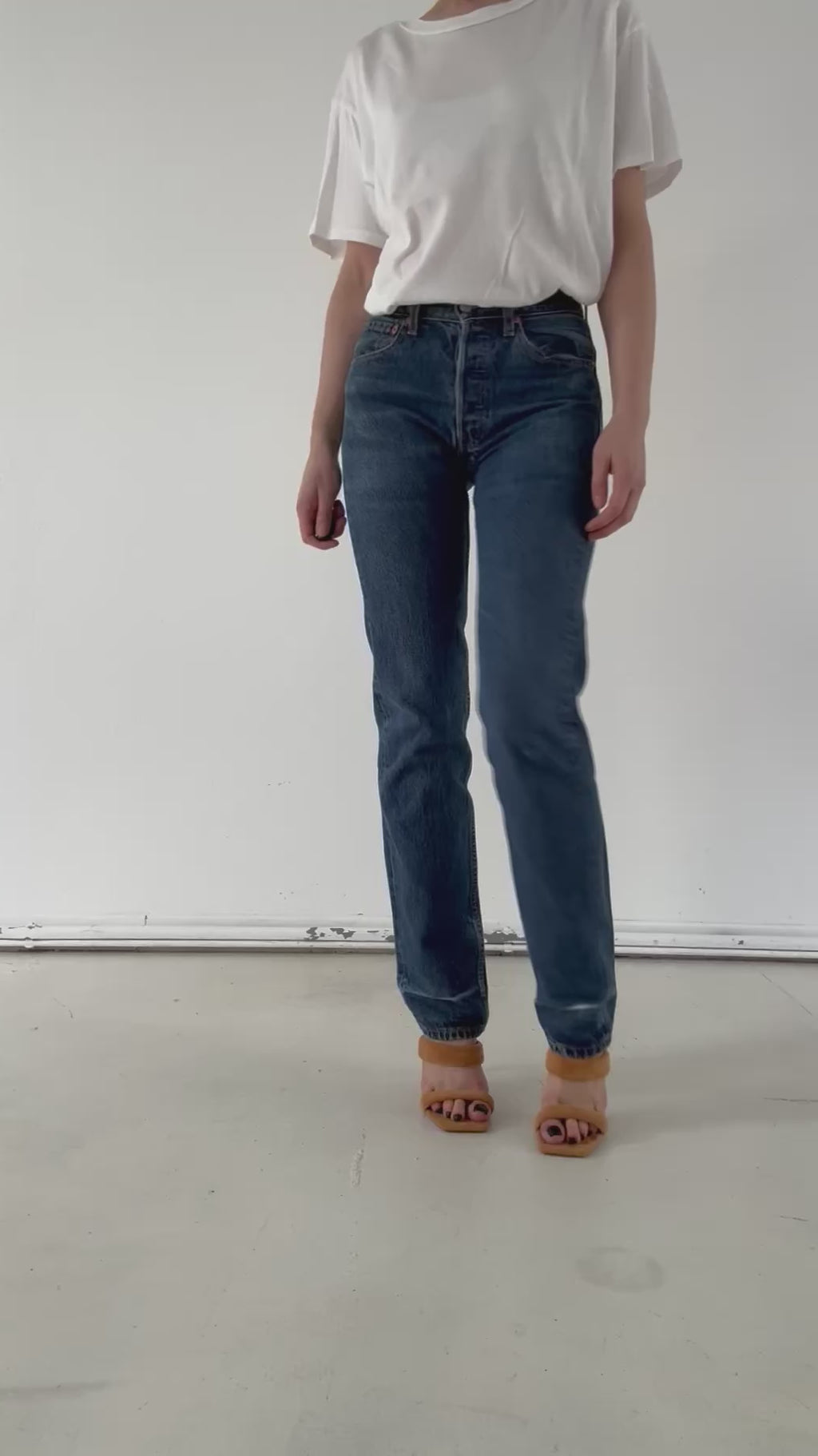 W26 Levis 501 90s Vintage