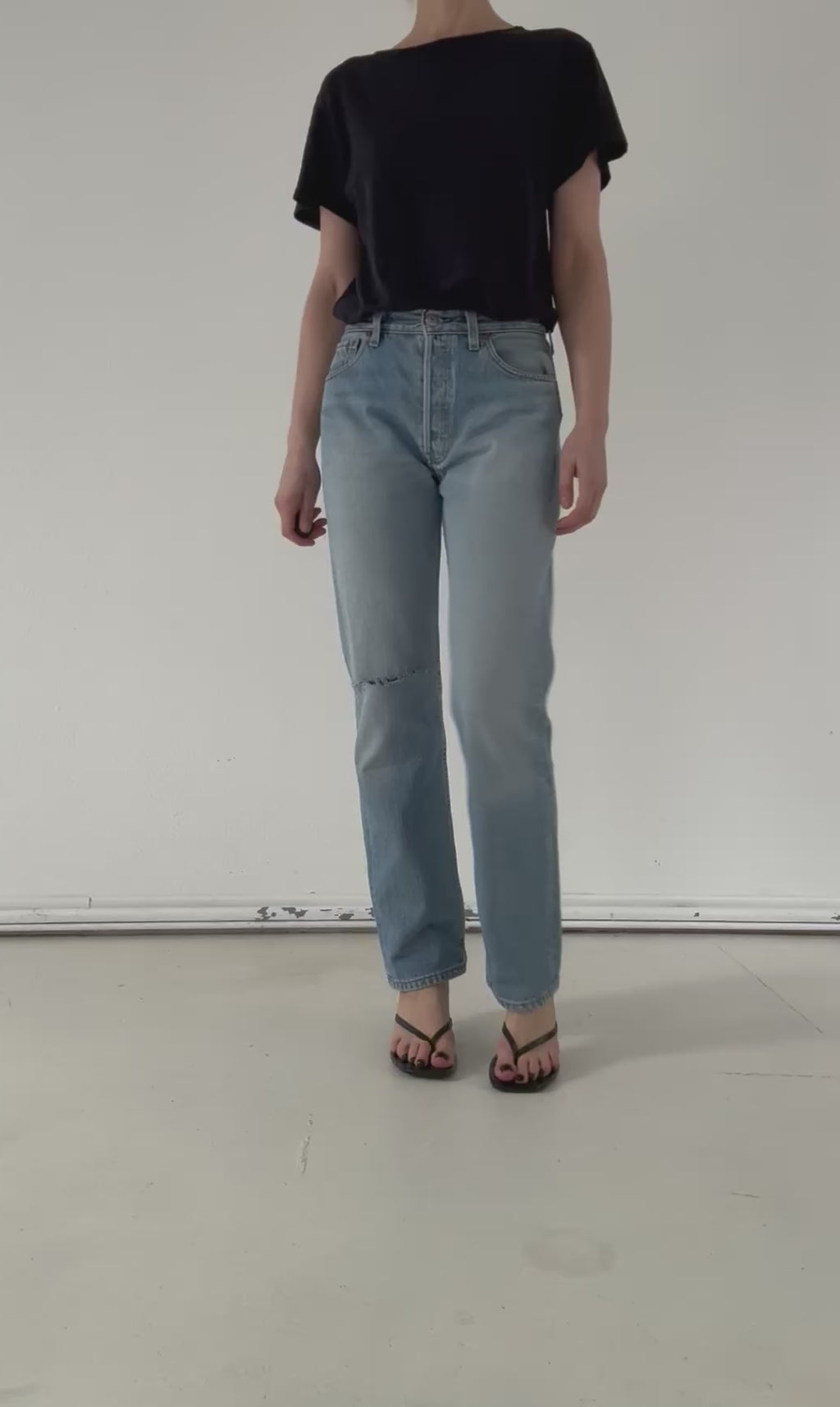 W28 - 29 L33 Levis 501 90s Vintage Made in Poland