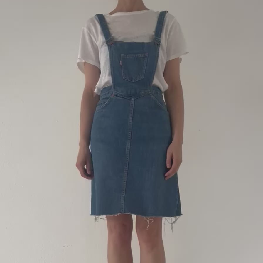 Gr. S Levis Latzkleid 60s 70s Vintage Made in USA