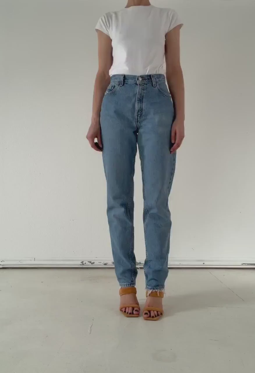 Levis 550 Jeans W26 L34 90s Vintage Made in Belgium Light Wash High Waist Orange Tab