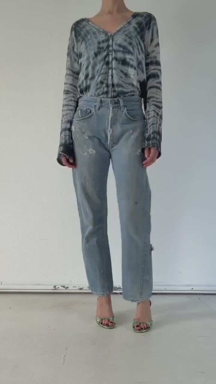 Levis 501 Selvedge W29 Jeans 60s Vintage Made in USA Redline Single Stitch Button Stamp 6  Thrashed Distressed Light Blue Denim