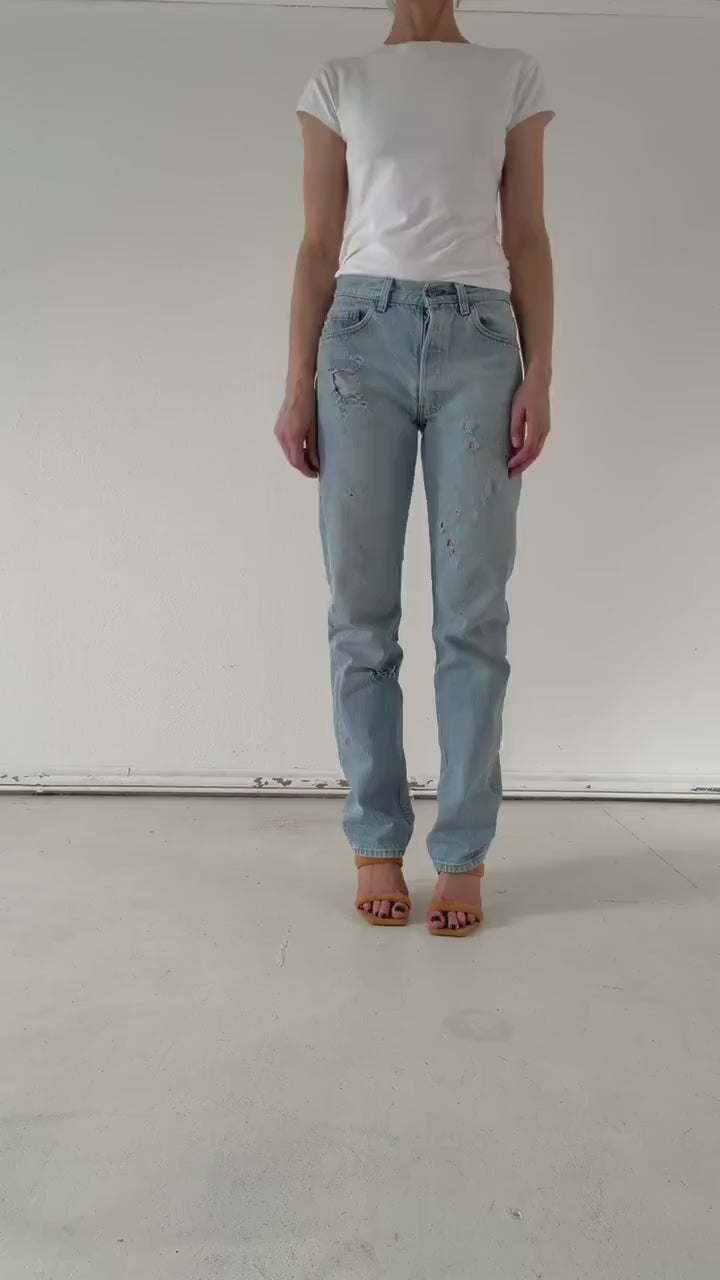 Vintage Levis 501 W28 L35 80s Denim Made in USA Distressed Faded Light Blue Jeans 1987