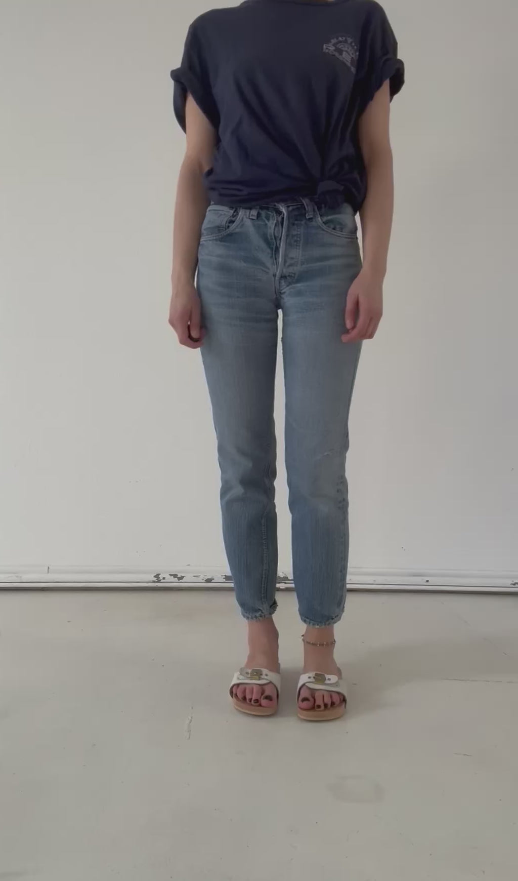 W24 - 25 Levis 501 Selvedge 70s Vintage Made in USA