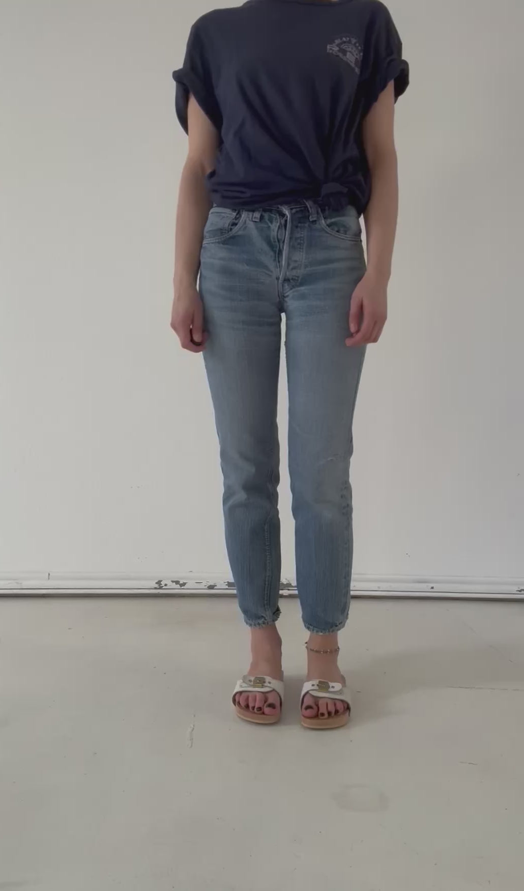 W24 - 25 Levis 501 Selvedge 70s Vintage Made in USA