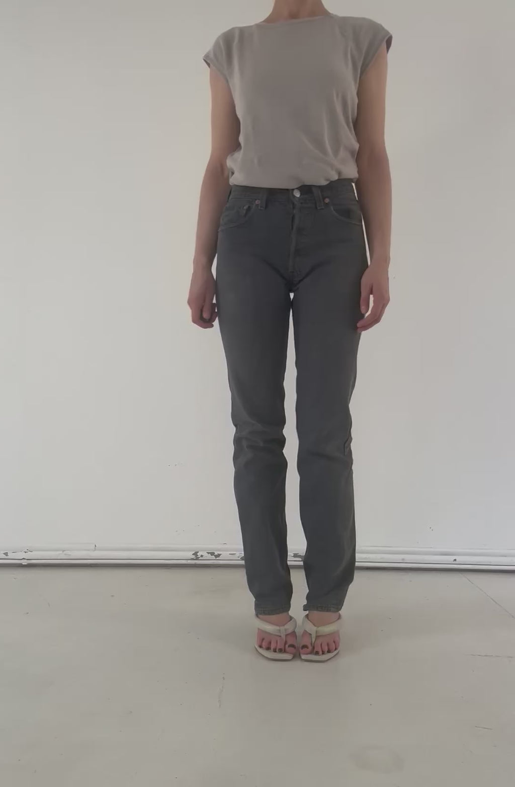 W25 L34 Levis 501 90s Vintage Made in USA