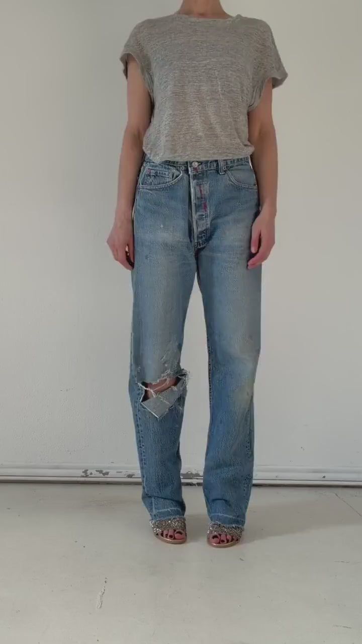 Levis 501 W34 L36 90s Vintage Made in USA Faded Mid Blue Thrashed Paint Splattered Boyfriend Jeans 1990