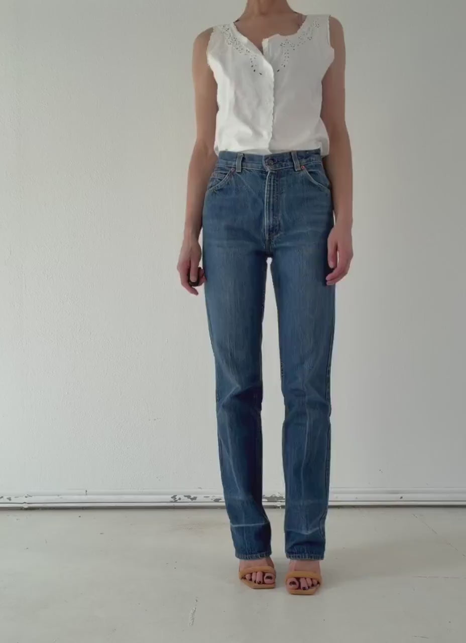 Levis 26068 Cigarette Jeans W28 L36 Faded Dark Blue Denim 80s Vintage White Tab Made in USA 1982
