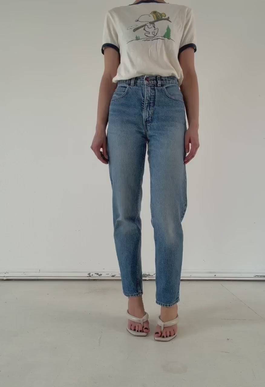 Vintage Levis 416 Jeans Damen W26 | 80s High Waist Denim | Made in Belgium | Orange Tab | Straight Leg | Light Distressed