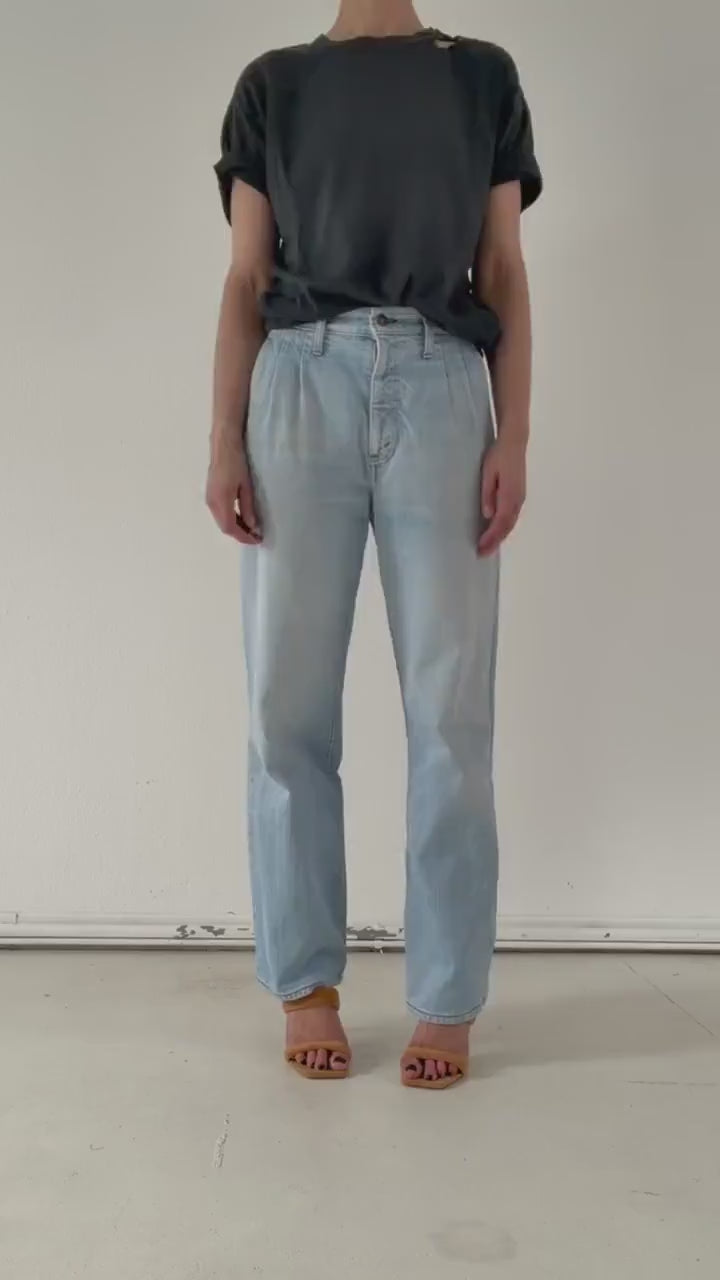 Levis Jeans W28 W29 L33 Orange Tab Pleated Wide Leg Made in USA Faded Light Blue High Waist Denim Slacks